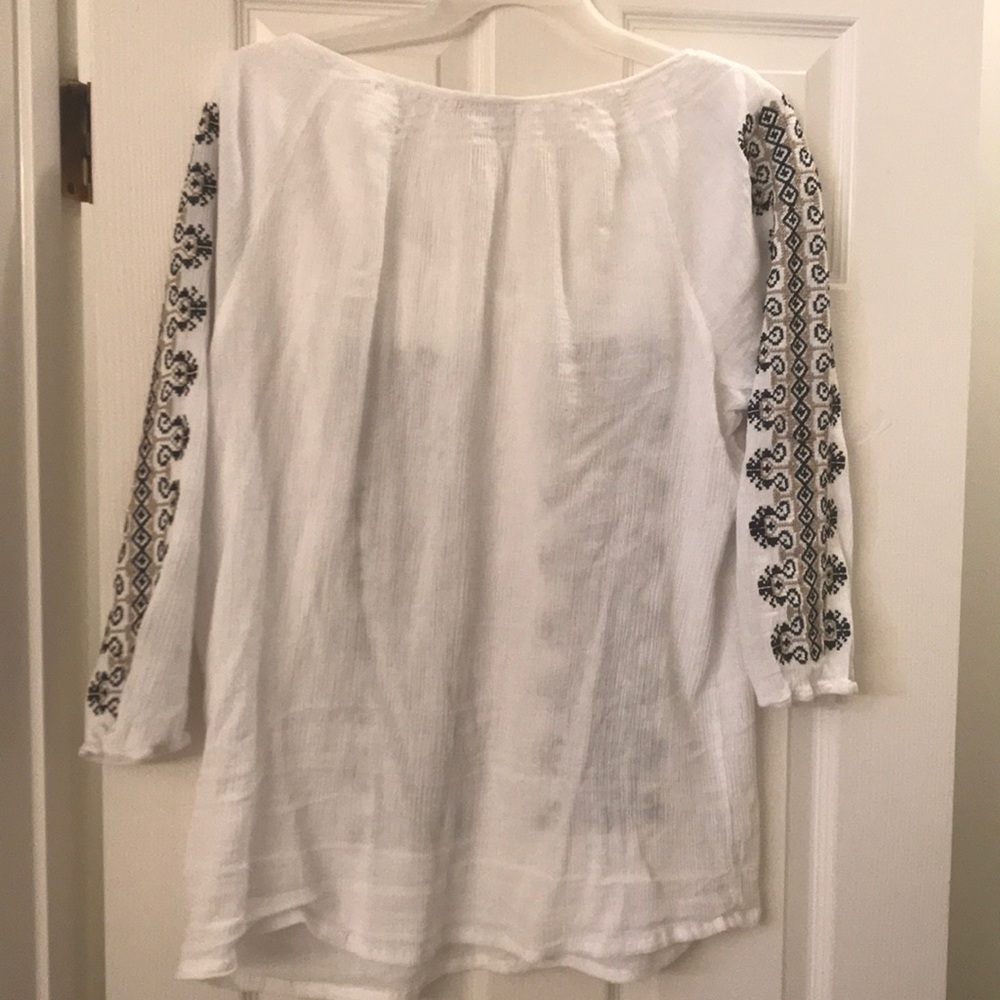 Shirt - Picture 4 of 4